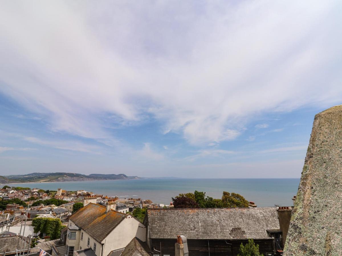 Ferienwohnung The Penthouse Lyme Regis Exterior foto